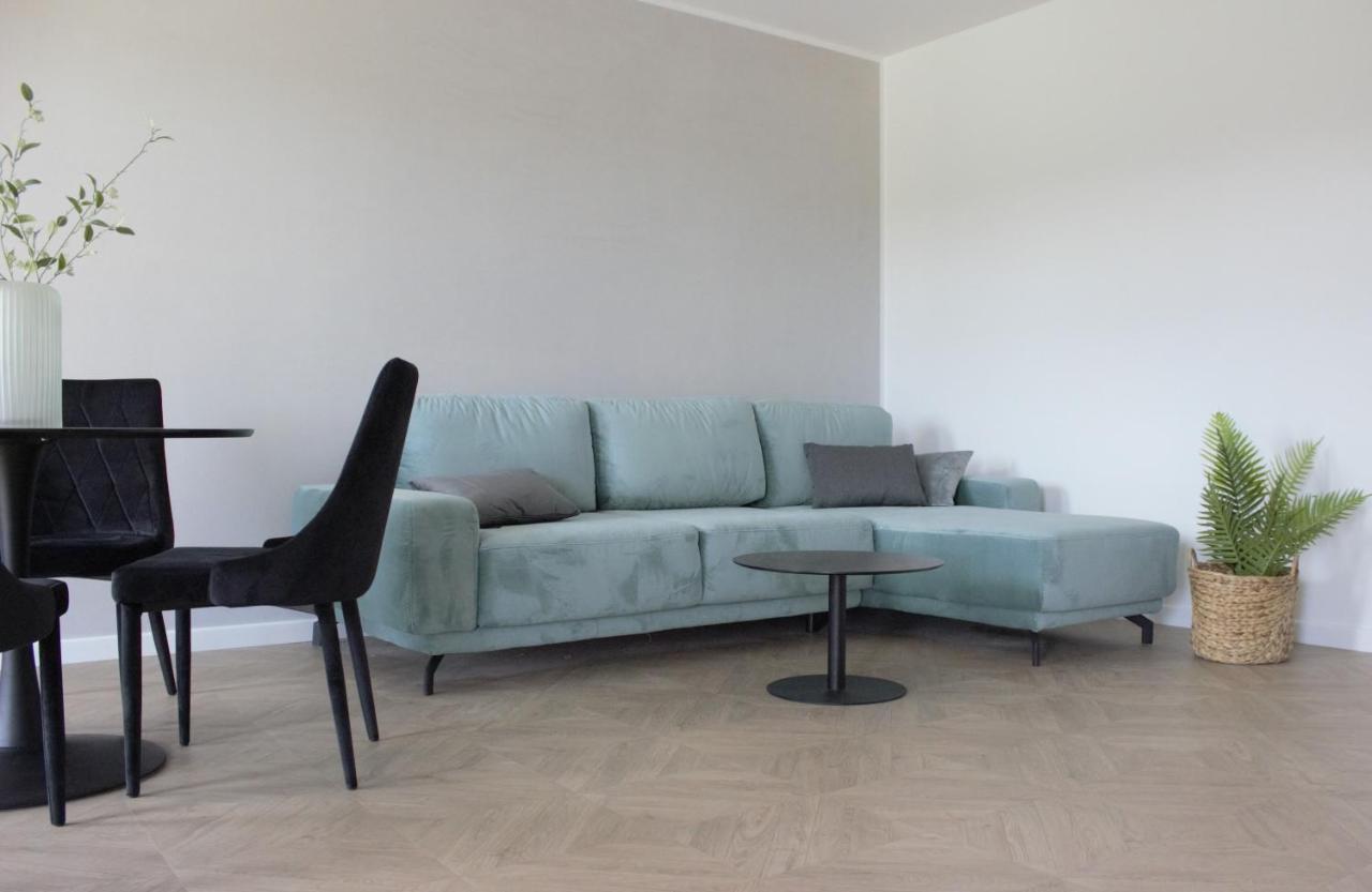 Apartamenty Na Skarpie - Niegocinska 2, Wilkasy Dış mekan fotoğraf